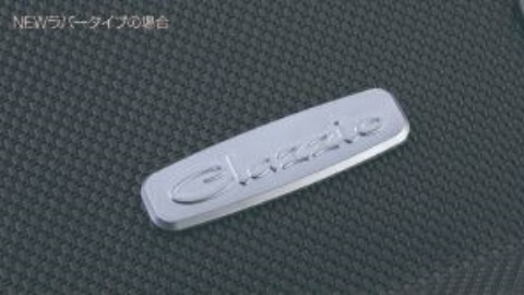 イレブンインターナショナル Clazzio(クラッツィオ) 立体フロアマット