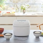 タイガー魔法瓶 マイコン炊飯ジャー 炊きたて 5.5合 ホワイト JBH