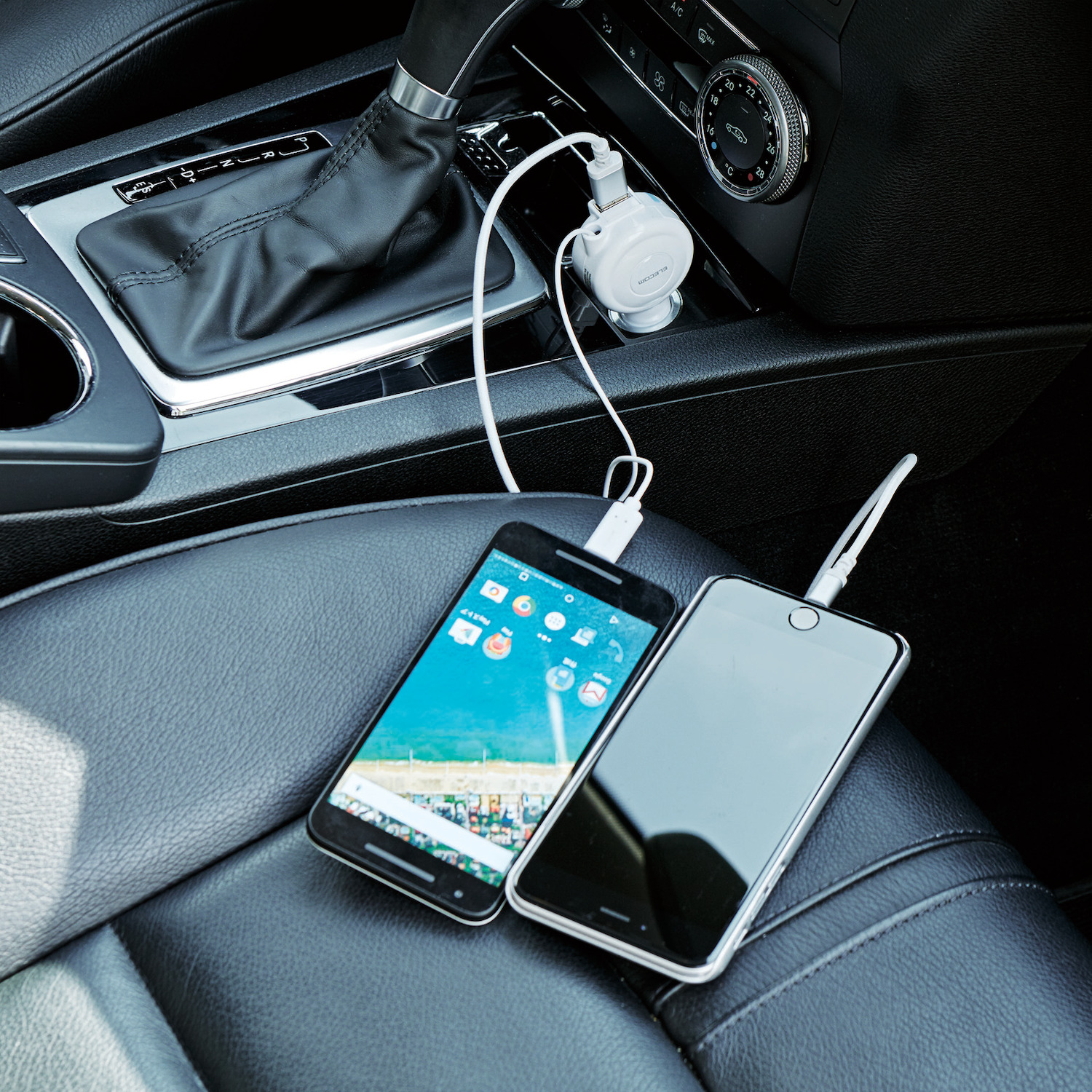12 24v車対応 リール式車載充電器 Usb Type Cケーブル Usbポート付き 最大3a出力 ホワイト Mpa Ccc04wh 宇佐美鉱油の総合通販サイトうさマート