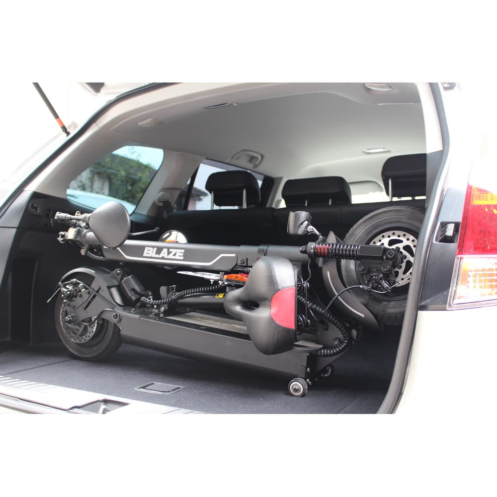 BLAZE EV SCOOTER ブラック｜うさマートジャパンサービス株式会社の