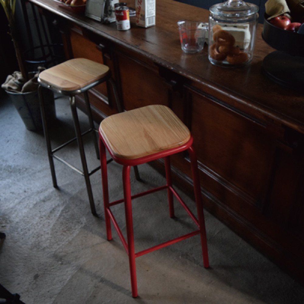 東谷 ハイスツール シルバー PC-67SV｜うさマートジャパンサービス株式