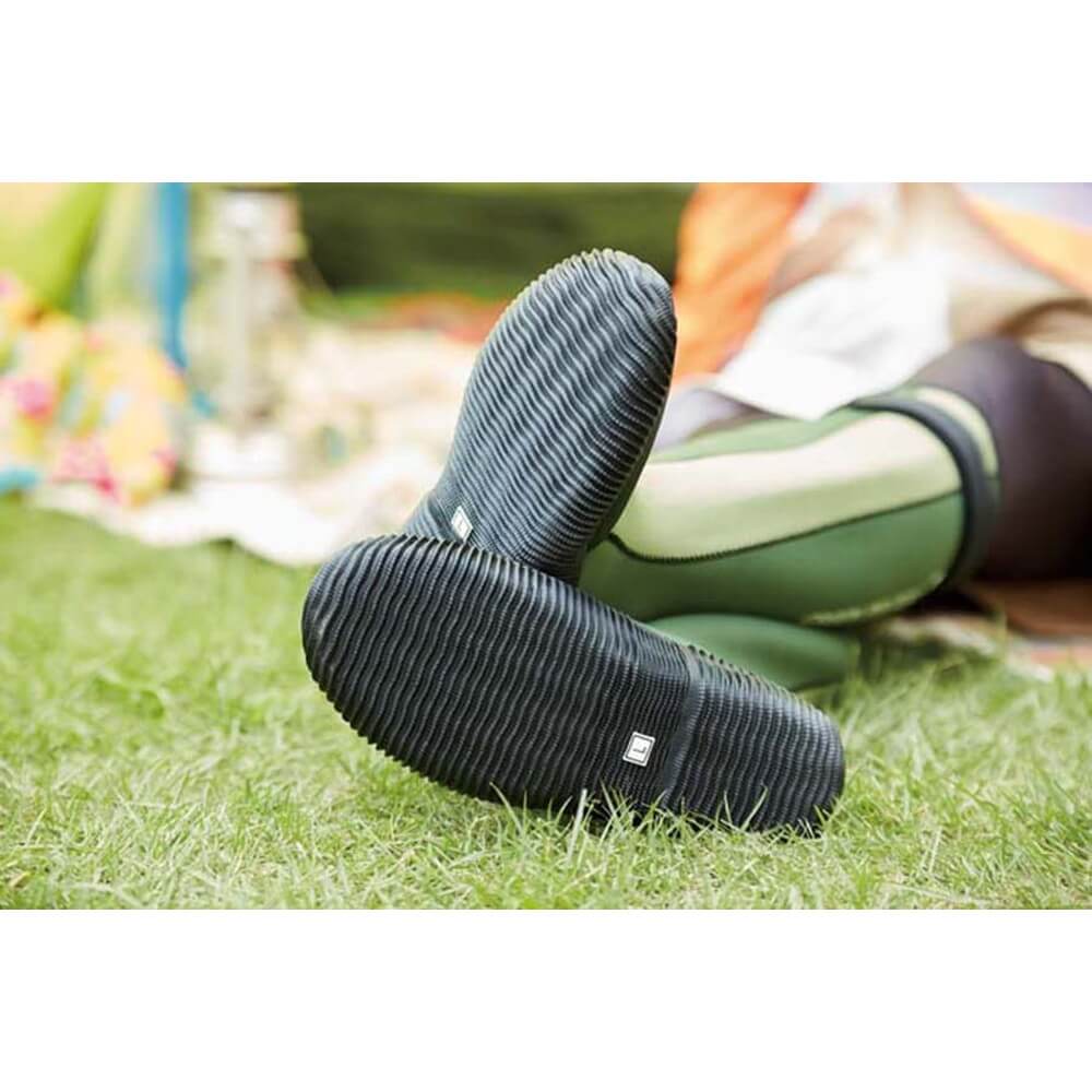 【新品未使用】アトラス　ベーシック グリーン ベトナム製 オカムラ アトラス(Atlas)シリーズ アトラスチェア エクストラ