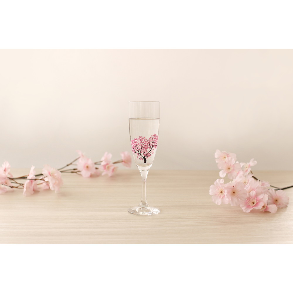 シーグラスアート　♡憧れの桜シャンパン♡ 壁にズラリと並べてみたい(^^) シーグラスで遊び始めたころに